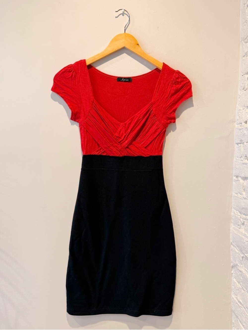 Soprano Black & Red Short Sleeve Mini Dress